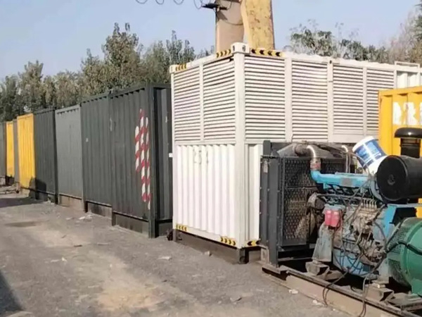 安图200KW柴油发电机机组每小时油耗是多少？